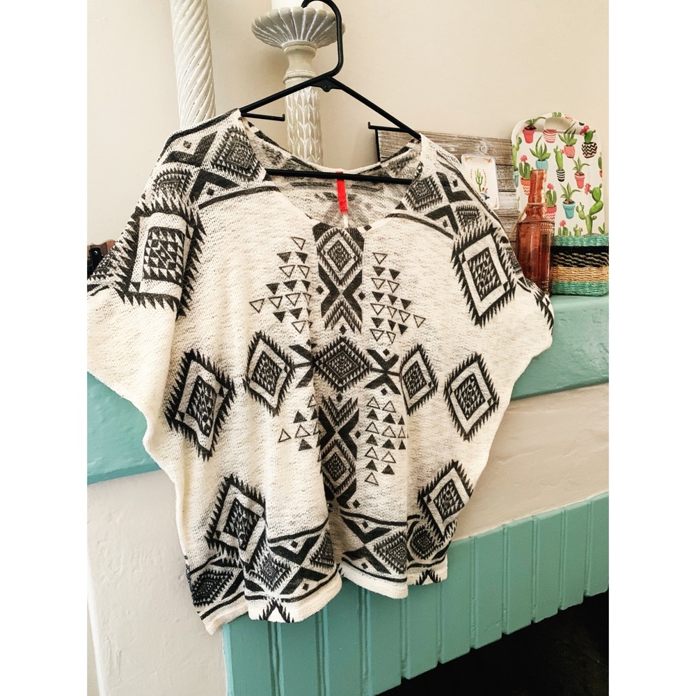 Batwing Knit Top // Cream & Black